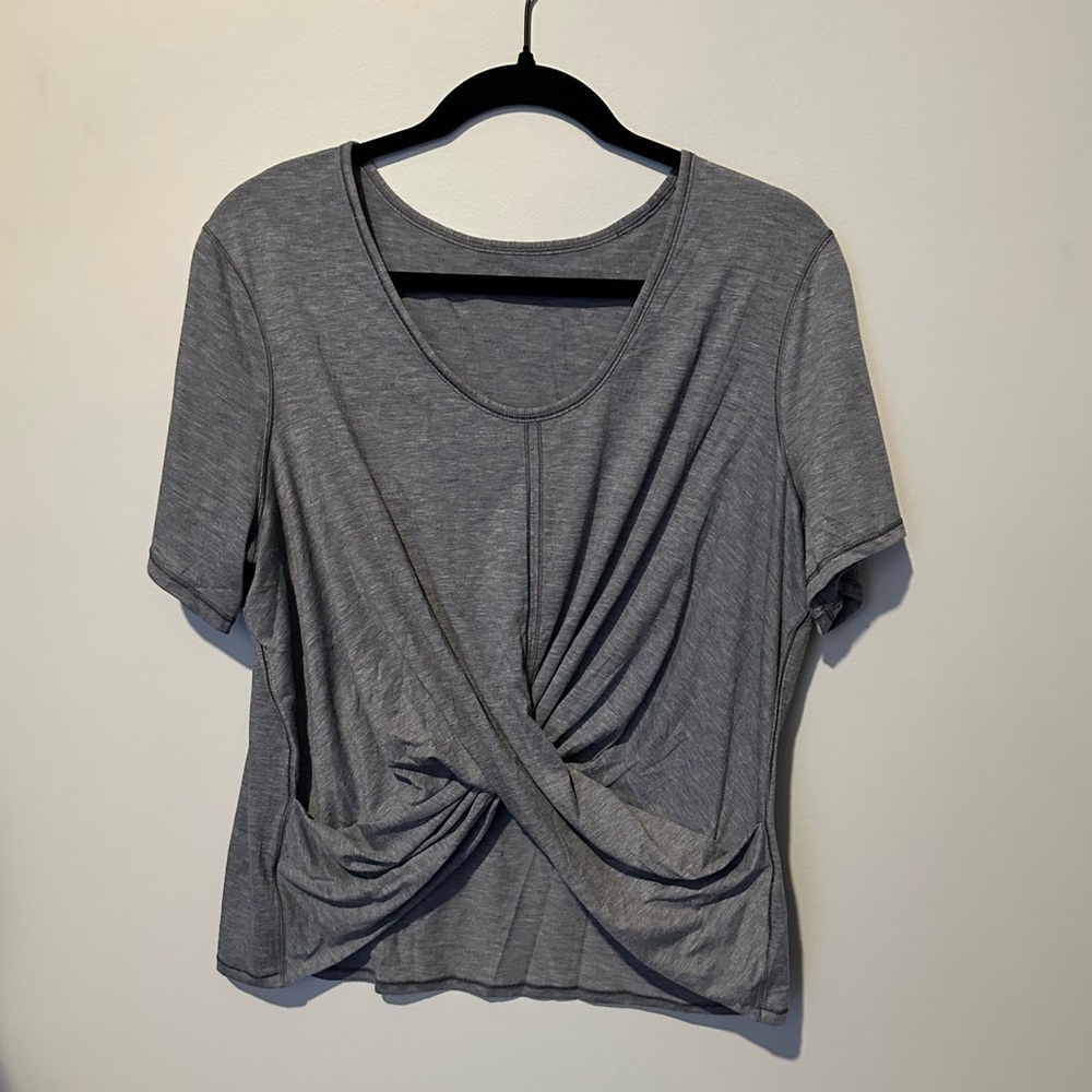 Lululemon twist front tee